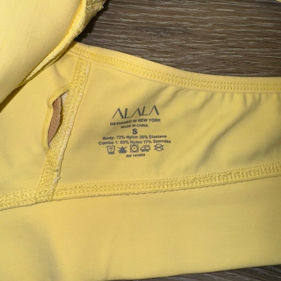 SOLD - PC - Picture 3 of 5